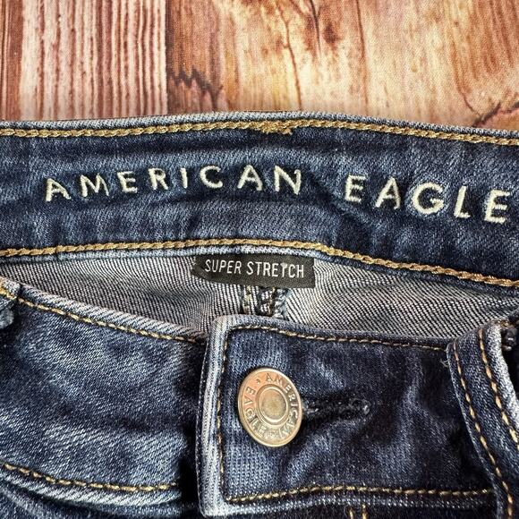 American Eagle SUPER HI RISE JEGGING Size 8 Distressed Jeans Denim Pants 27x28 - Picture 9 of 11